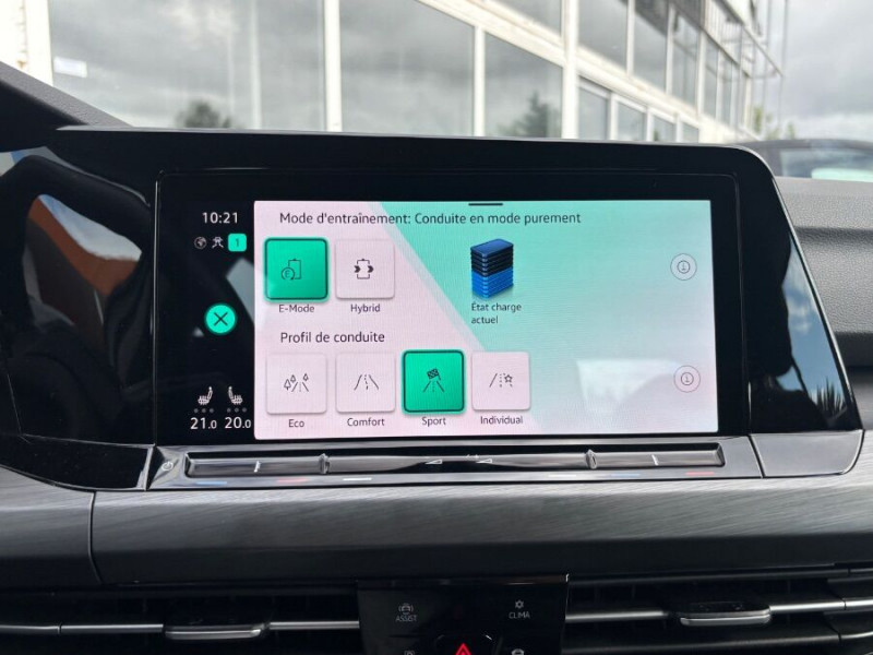 Photo 24 de l'offre de VOLKSWAGEN GOLF VIII 1.4 HYBRID 204 STYLE GPS Camera ACC LED+ 1ère Main à 25690€ chez Mérignac auto