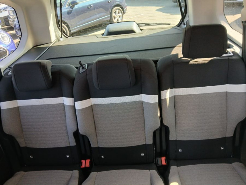 Photo 7 de l'offre de CITROEN BERLINGO 1.5 BlueHDi 130 EAT8 N1 MAX Camera 3 Sièges Arr. à 27950€ chez Mérignac auto