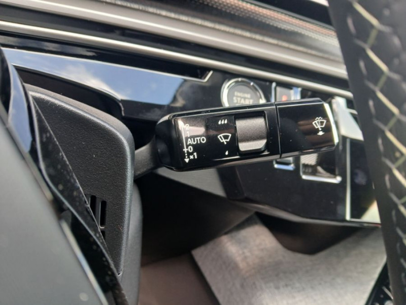 Photo 24 de l'offre de PEUGEOT 3008 HYBRID 145 e-DCS6 GT Hayon Elect. LED Pixel à 29450€ chez Mérignac auto