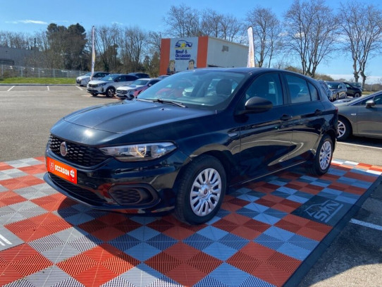 Acheter FIAT Tipo 1.4 95 EASY 5P JA 16" chez SN Diffusion