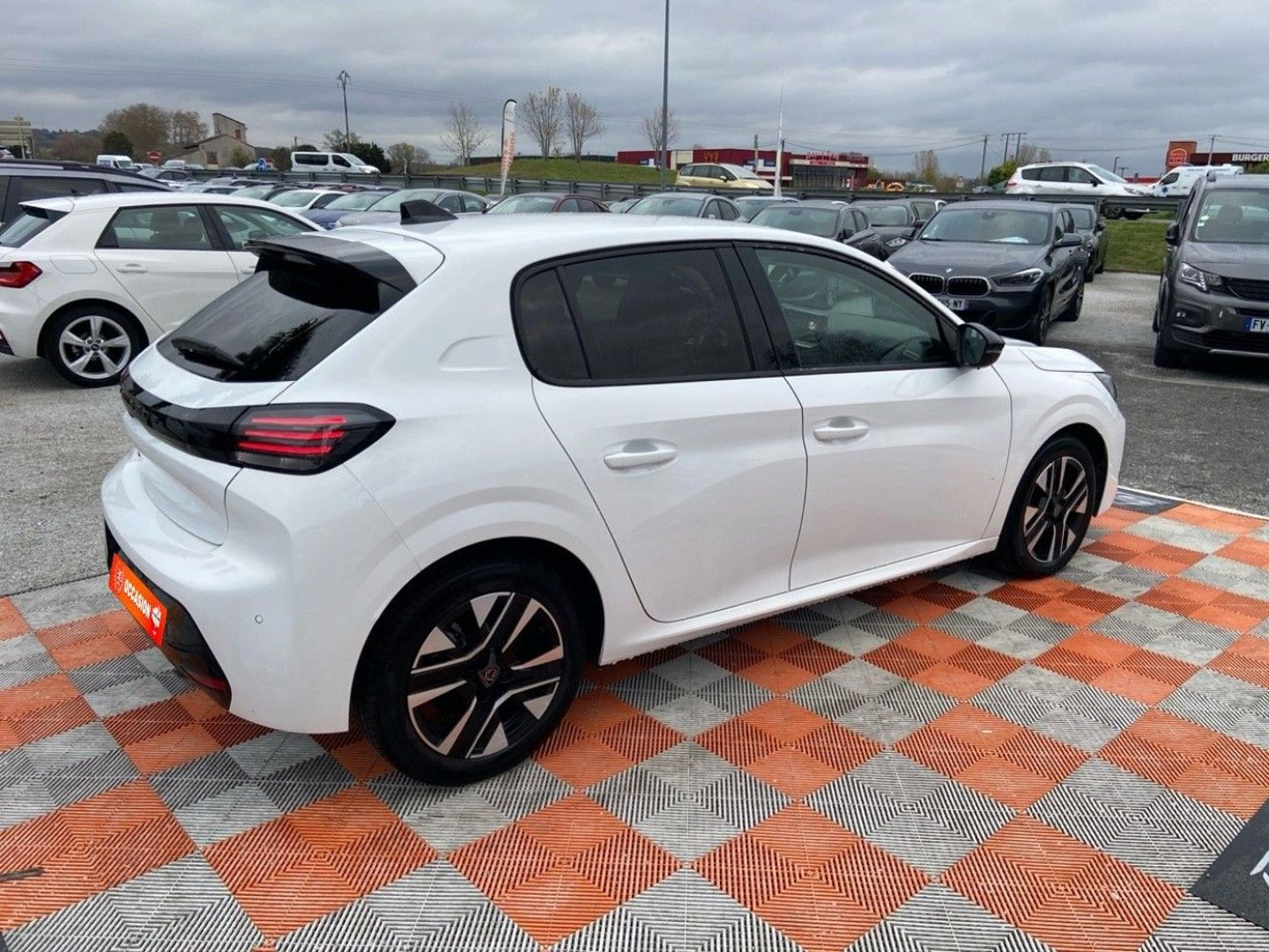 PEUGEOT 208 en vente à Carcassonne chez votre mandataire automobile