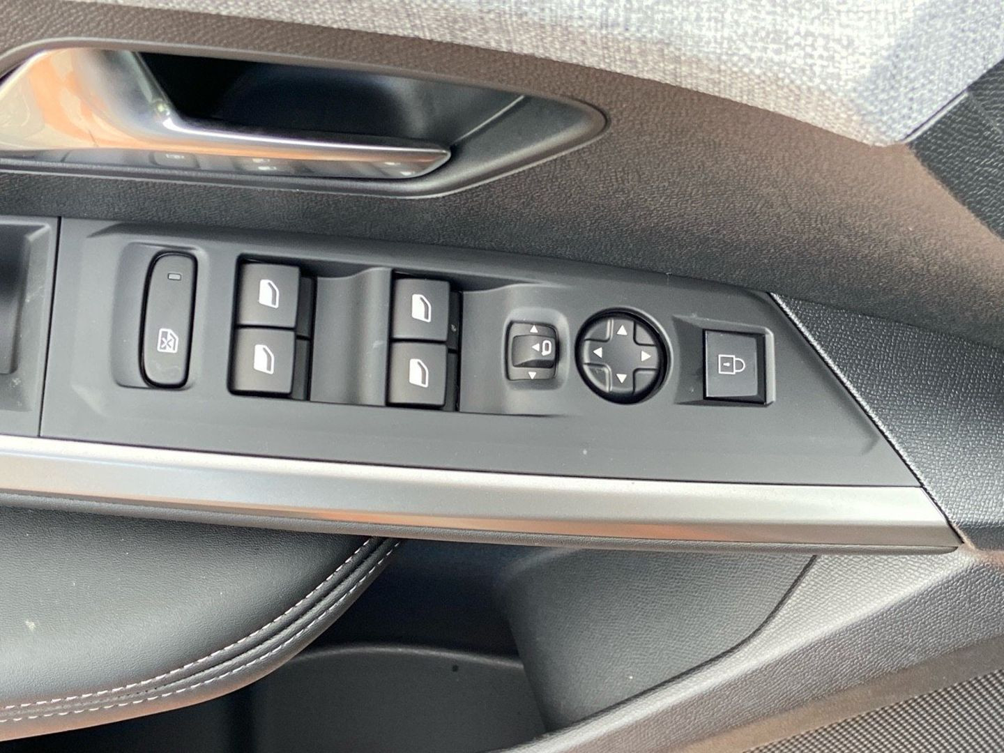 PEUGEOT 3008 en vente à Carcassonne chez votre mandataire automobile