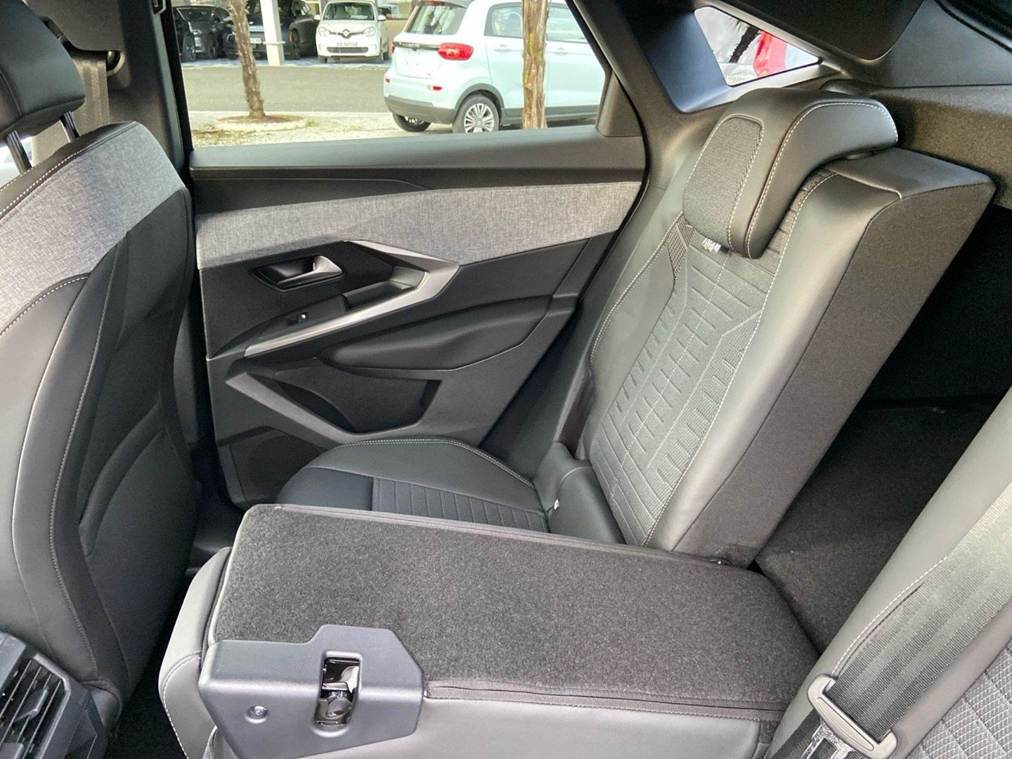 PEUGEOT 3008 en vente à Carcassonne chez votre mandataire automobile