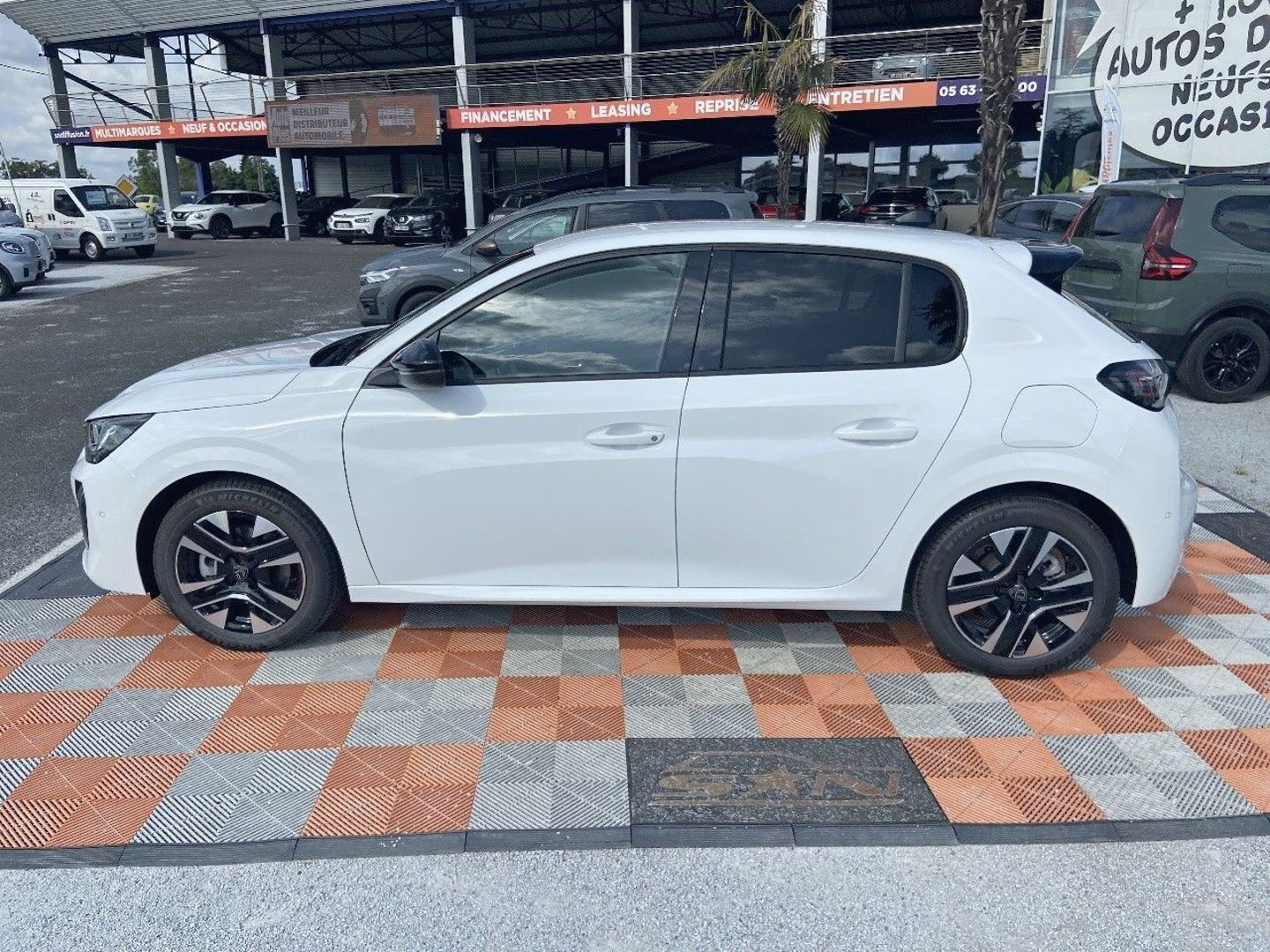 PEUGEOT 208 en vente à Carcassonne chez votre mandataire automobile