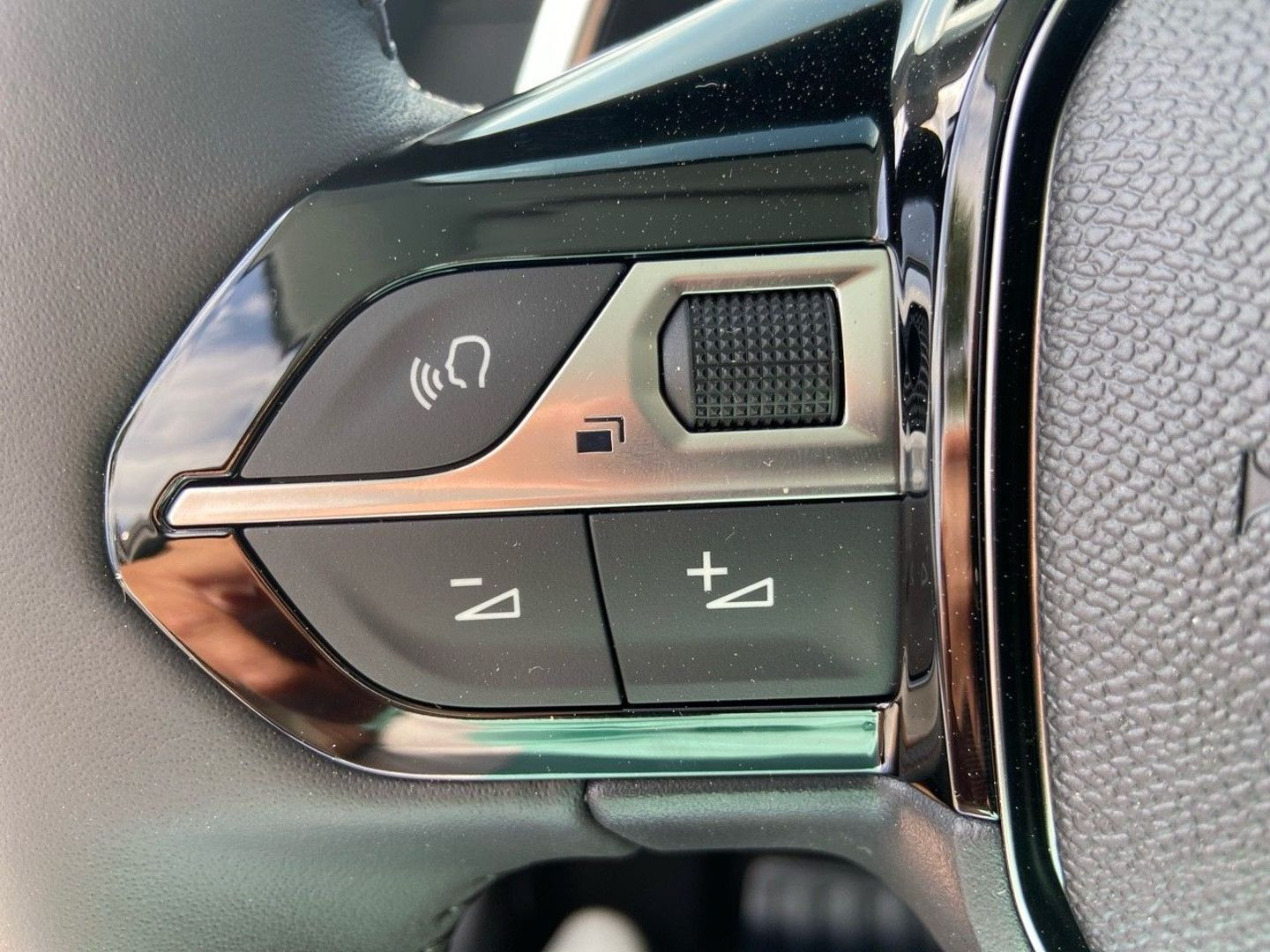 PEUGEOT 208 en vente à Carcassonne chez votre mandataire automobile