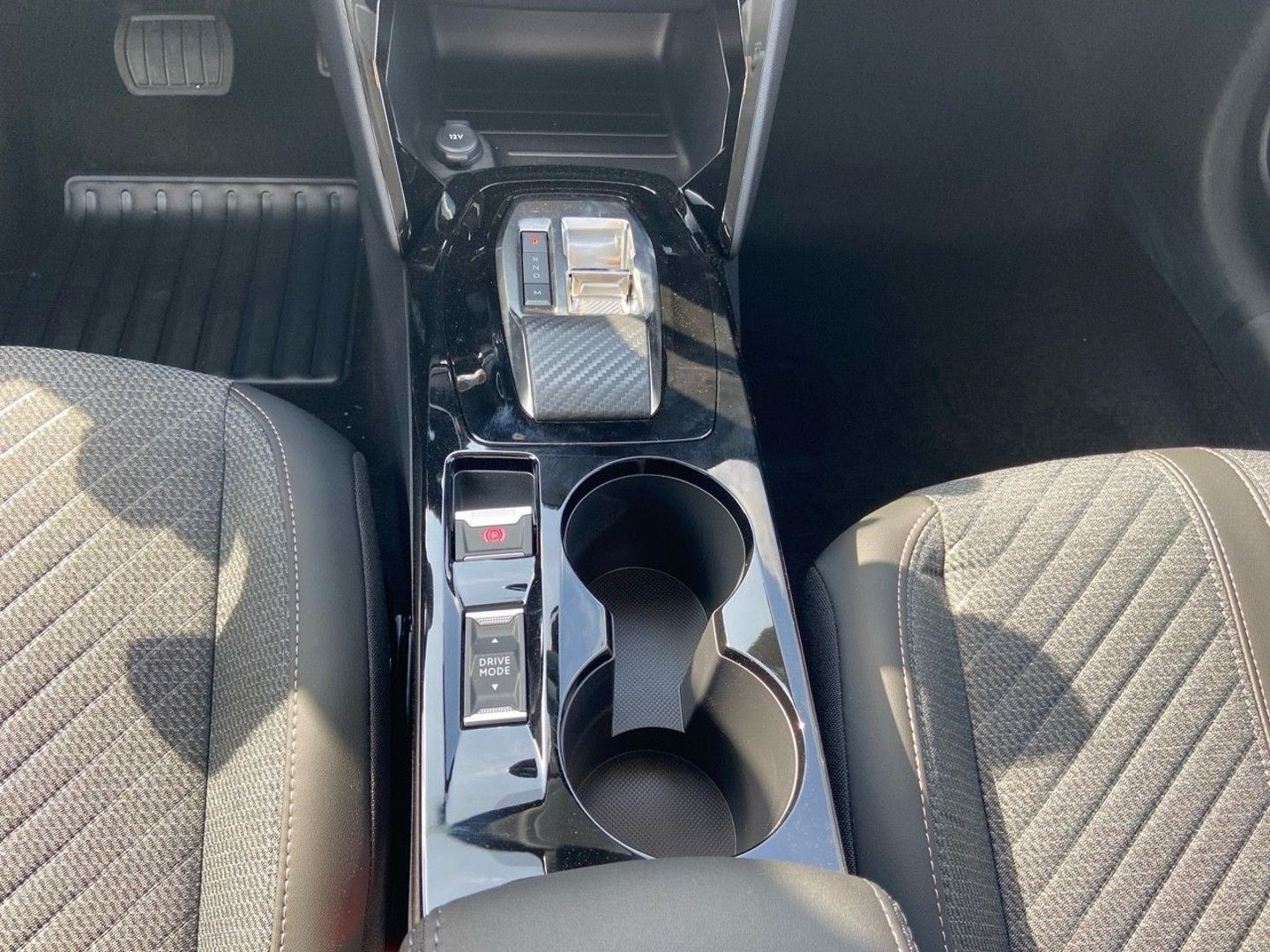 PEUGEOT 208 en vente à Carcassonne chez votre mandataire automobile