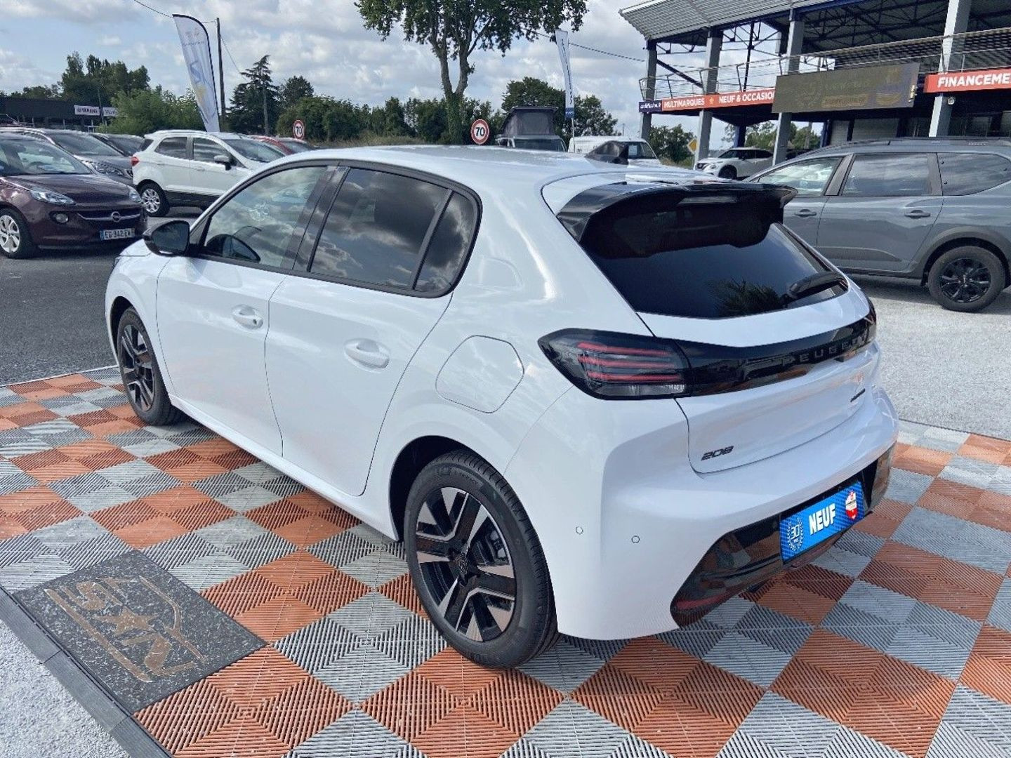 PEUGEOT 208 en vente à Carcassonne chez votre mandataire automobile