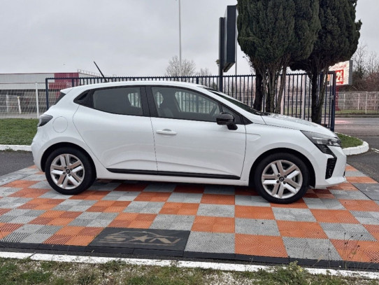 Acheter RENAULT Clio V DCi 100 BV6 EVOLUTION Ecran Radar chez SN Diffusion