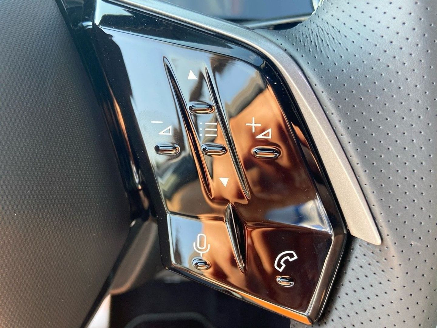 PEUGEOT 3008 en vente à Carcassonne chez votre mandataire automobile