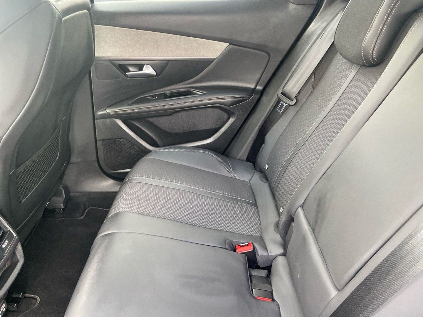 PEUGEOT 3008 en vente à Carcassonne chez votre mandataire automobile