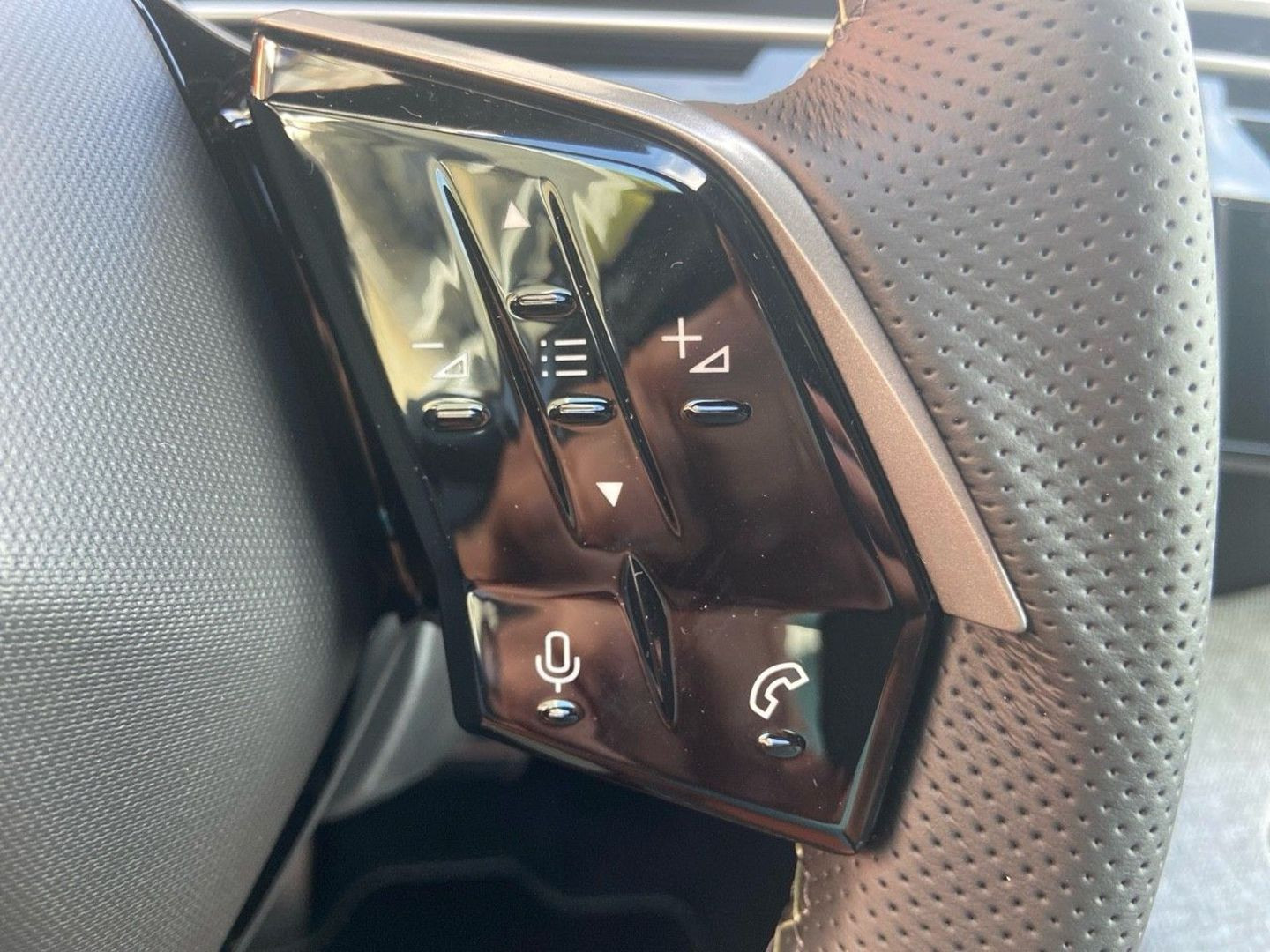 PEUGEOT 3008 en vente à Carcassonne chez votre mandataire automobile