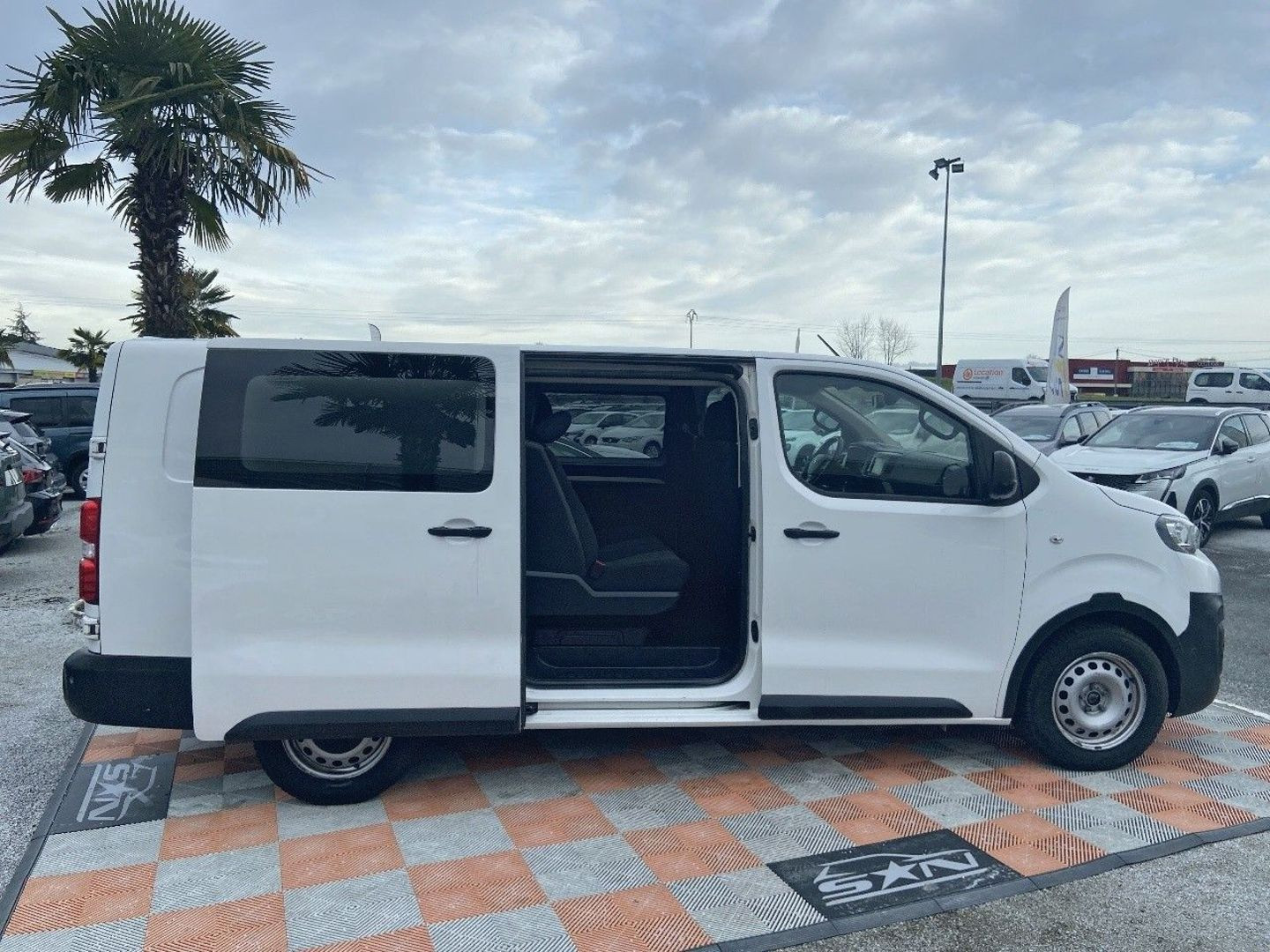 PEUGEOT EXPERT CABINE APPRONDIE en vente à Carcassonne chez votre mandataire automobile