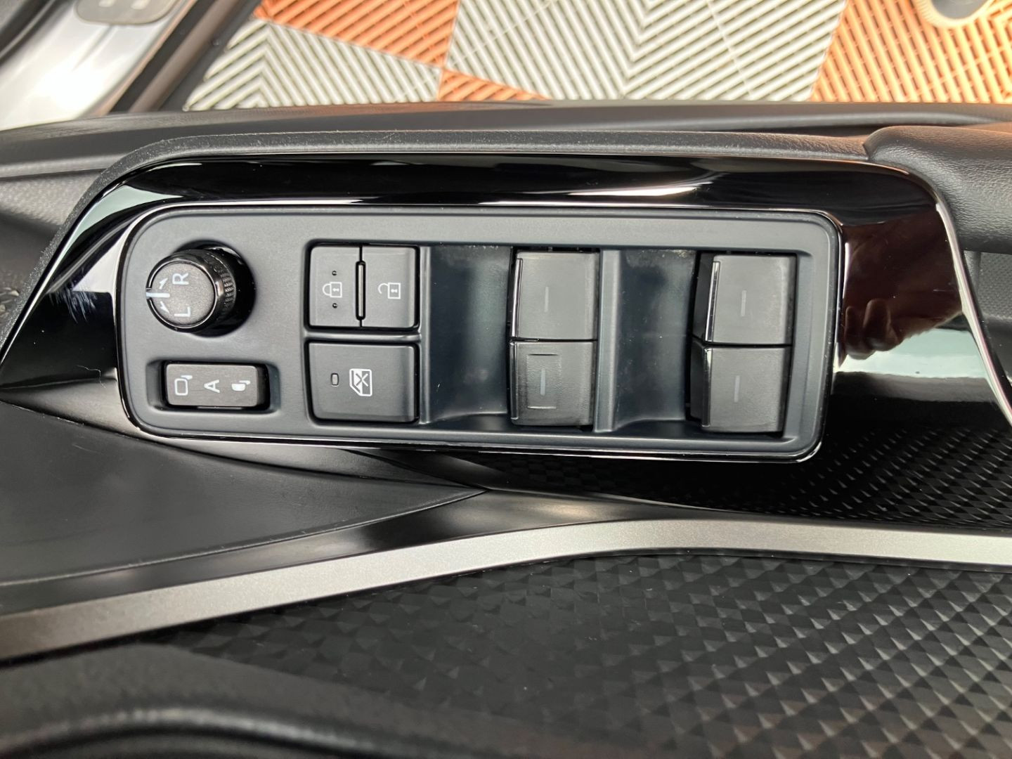 TOYOTA C-HR en vente à Carcassonne chez votre mandataire automobile