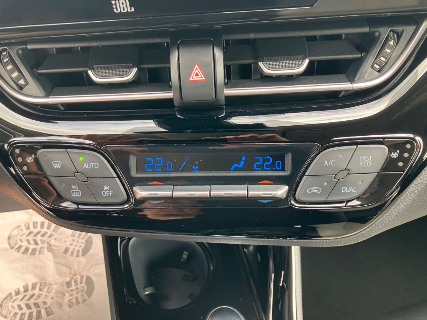 TOYOTA C-HR en vente à Carcassonne chez votre mandataire automobile