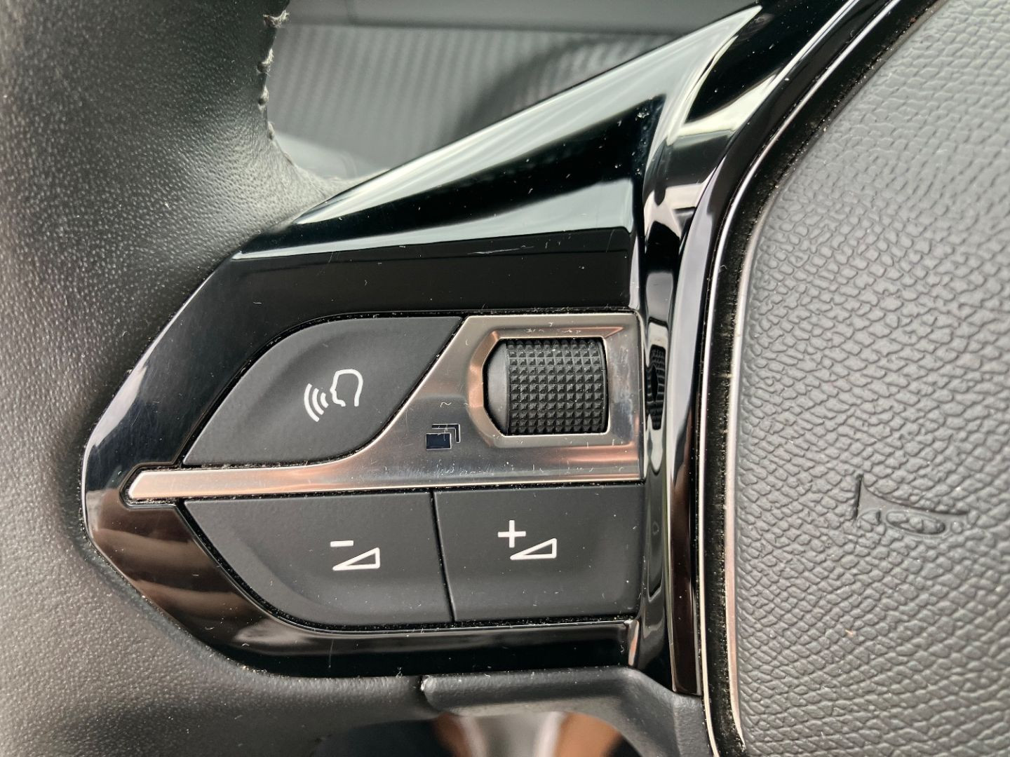 PEUGEOT 208 en vente à Carcassonne chez votre mandataire automobile