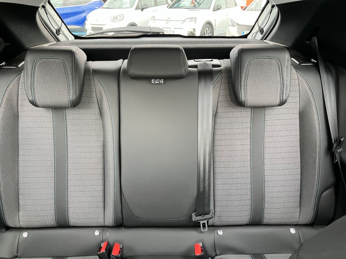 PEUGEOT 208 en vente à Carcassonne chez votre mandataire automobile