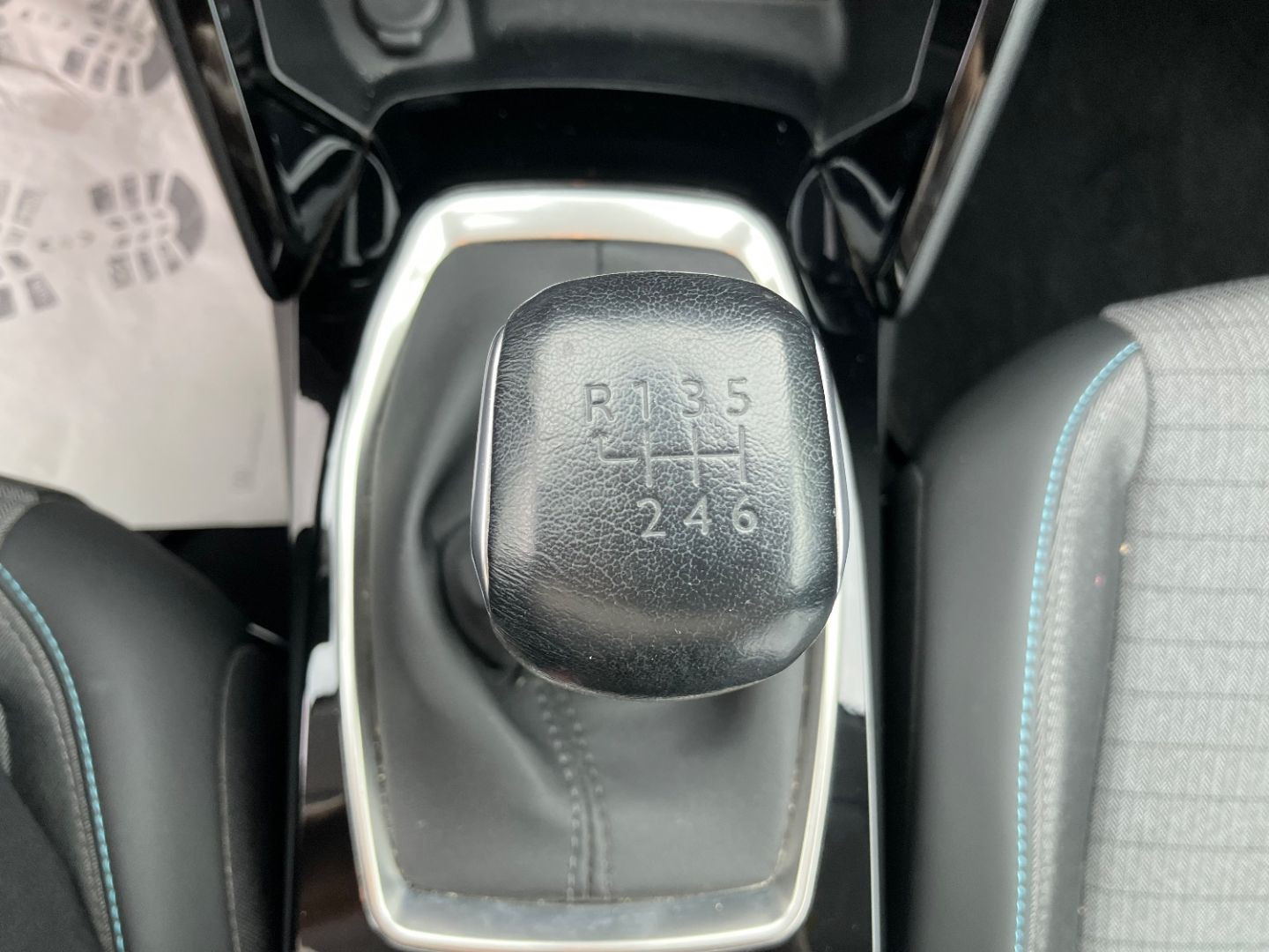 PEUGEOT 208 en vente à Carcassonne chez votre mandataire automobile