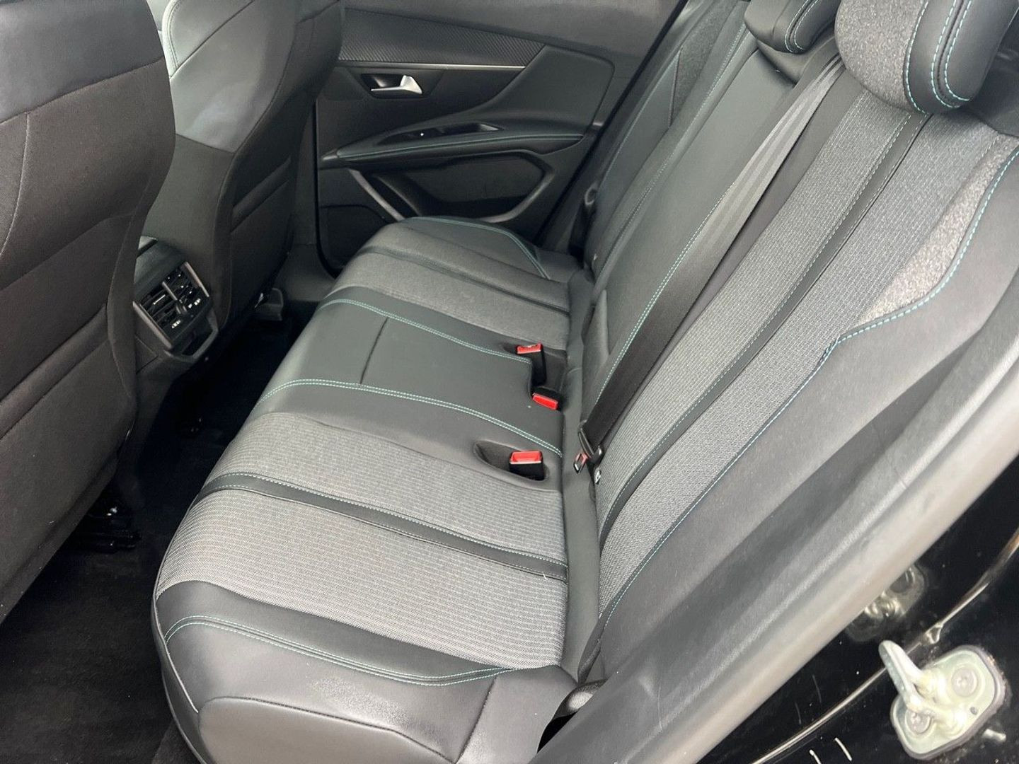 PEUGEOT 3008 en vente à Carcassonne chez votre mandataire automobile