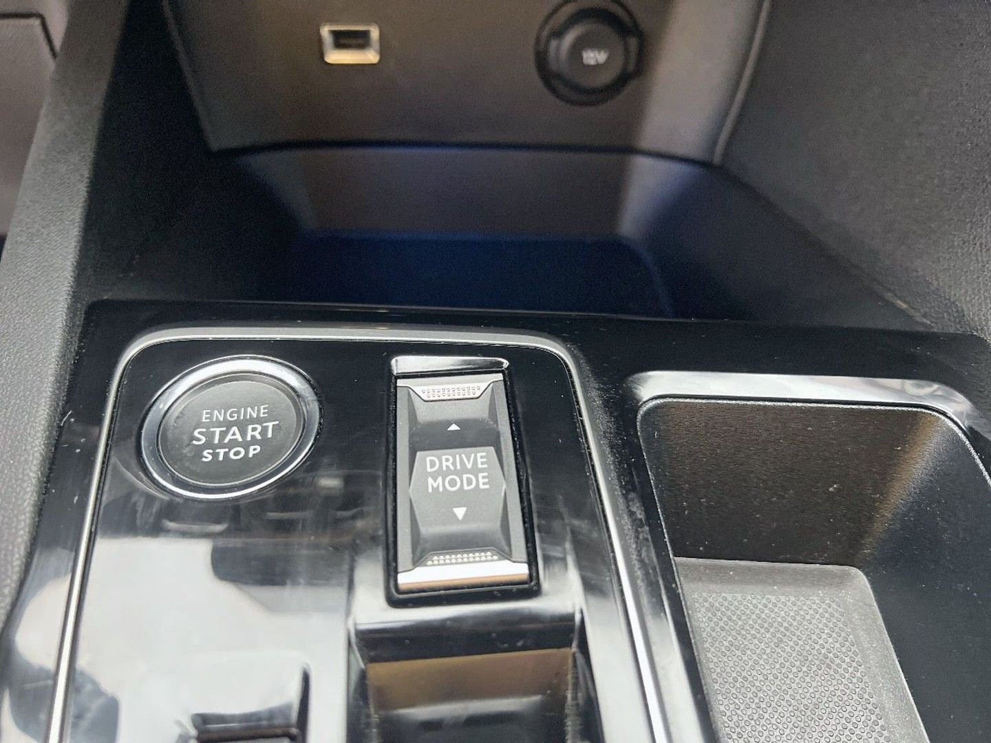 PEUGEOT 3008 en vente à Carcassonne chez votre mandataire automobile