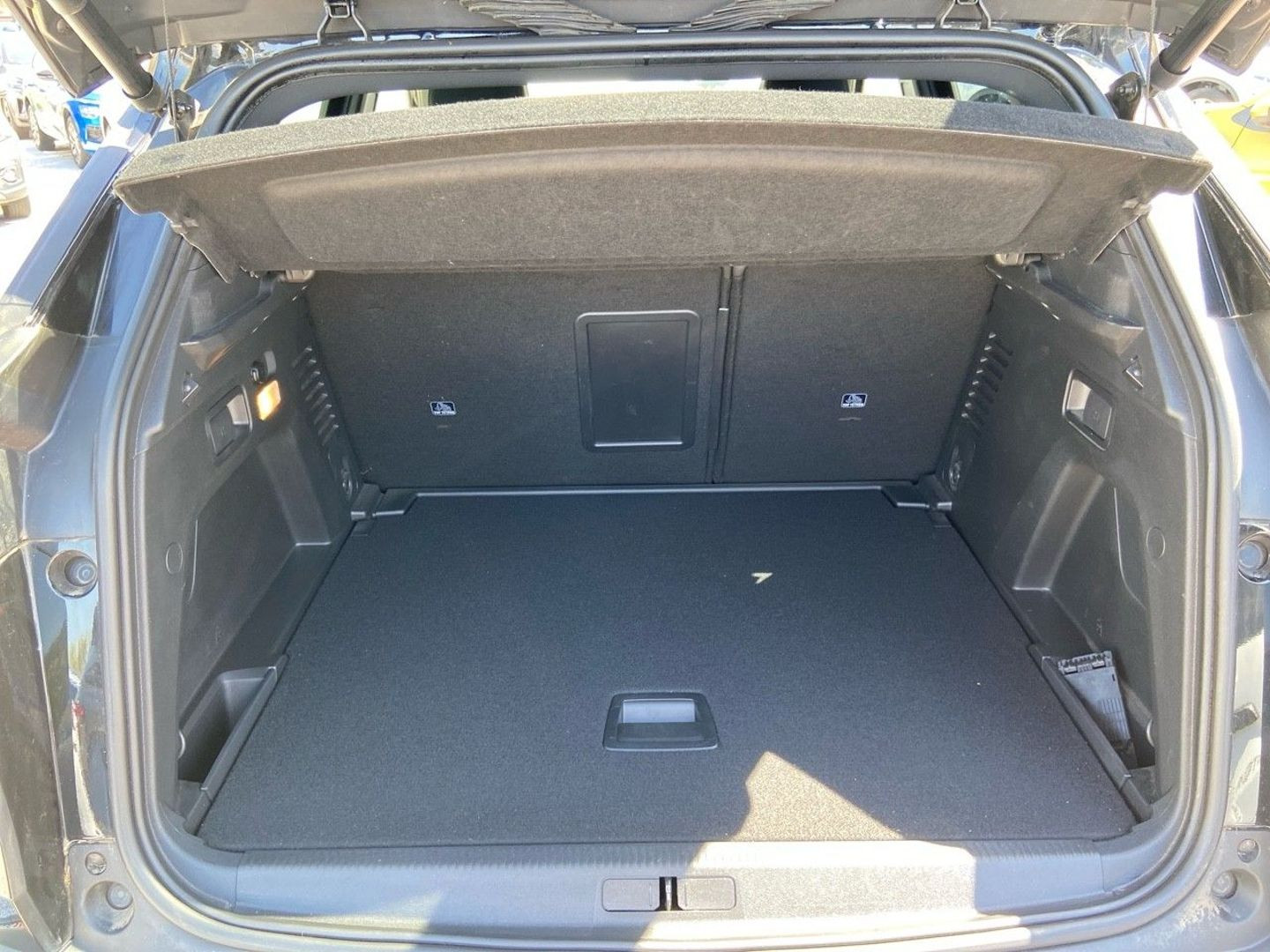 PEUGEOT 3008 en vente à Carcassonne chez votre mandataire automobile