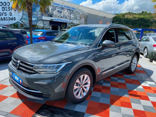 Acheter VOLKSWAGEN Tiguan 1.5 TSI 150 DSG7 LIFE Full LED Attelage ACC GPS 8'' chez SN Diffusion
