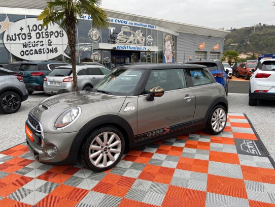 Acheter MINI COOPER S 192CH 3P Edition John Cooper Works JCW chez SN Diffusion