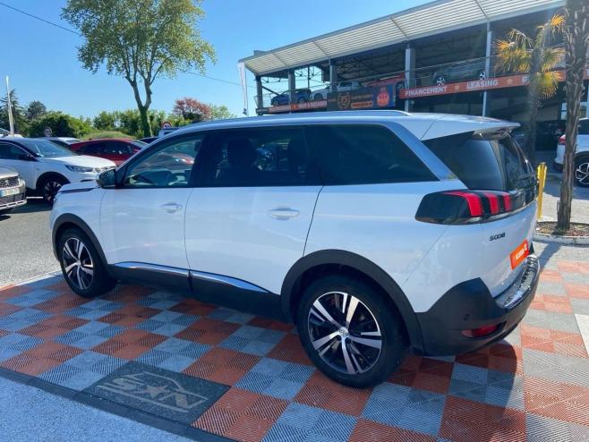PEUGEOT 5008 en vente à Albi chez votre mandataire automobile