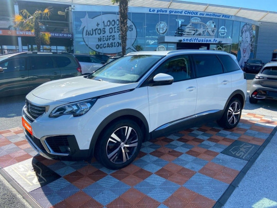 Acheter PEUGEOT 5008 BlueHDi 130 EAT8 ALLURE 7PL chez SN Diffusion