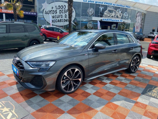 Acheter AUDI A3 Sportback 35 TFSI 150 Mild Hybrid S-tronic S LINE Toit Matrix JA 19" Caméra chez SN Diffusion