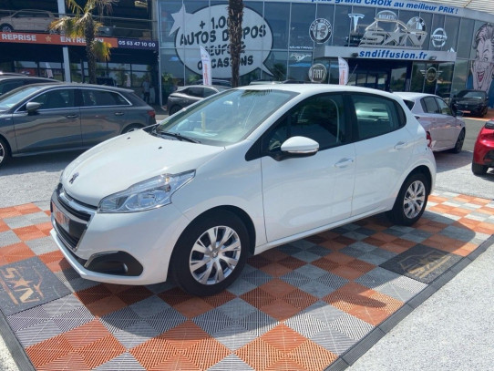 Acheter PEUGEOT 208 Affaire BlueHDi 100 PREMIUM Ecran Radar Grille 2PL 7875HT chez SN Diffusion