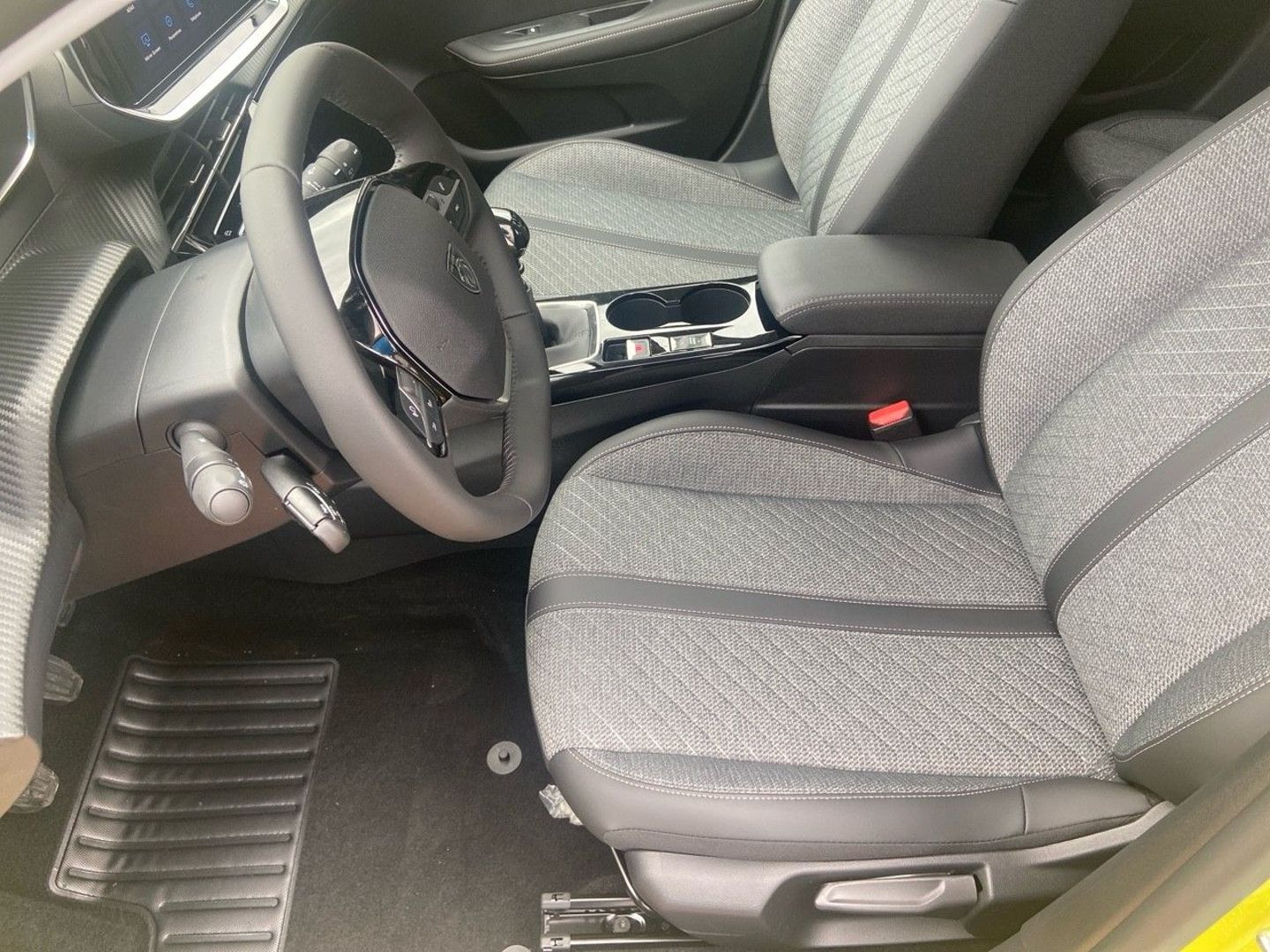 PEUGEOT 208 en vente à Albi chez votre mandataire automobile