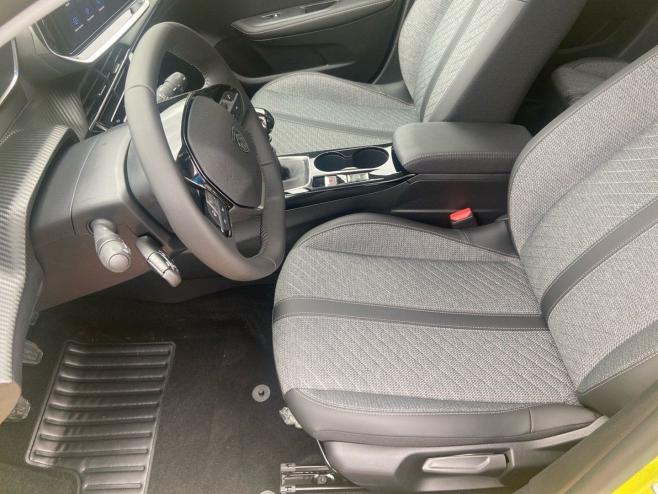 PEUGEOT 208 en vente à Albi chez votre mandataire automobile