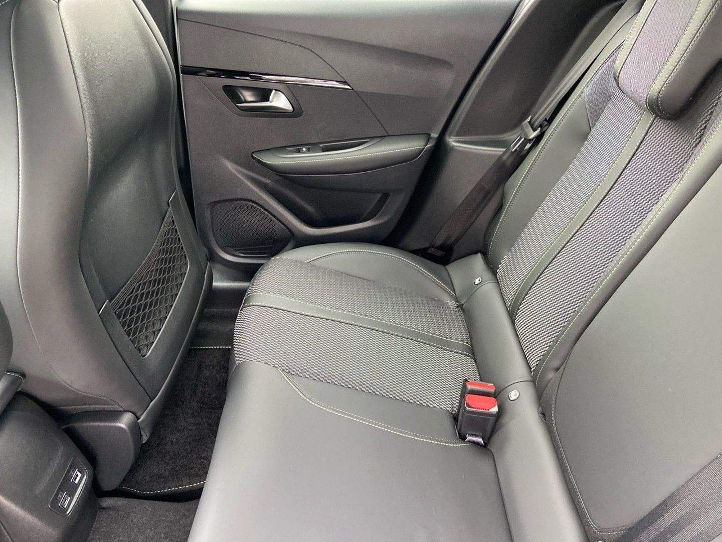 PEUGEOT 208 en vente à Albi chez votre mandataire automobile