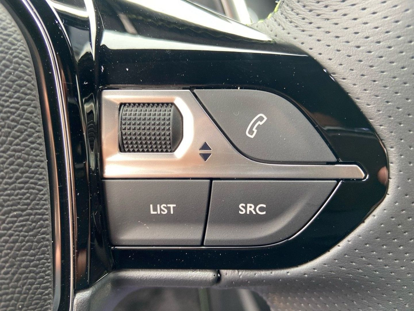 PEUGEOT 208 en vente à Albi chez votre mandataire automobile