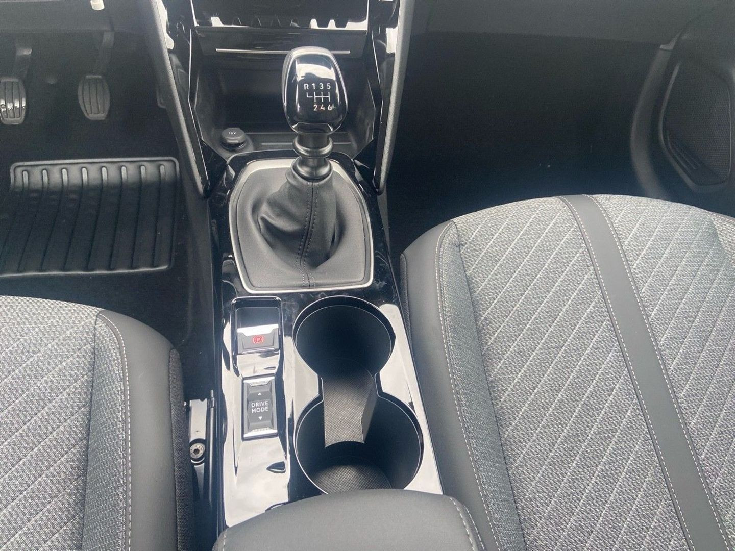 PEUGEOT 208 en vente à Albi chez votre mandataire automobile