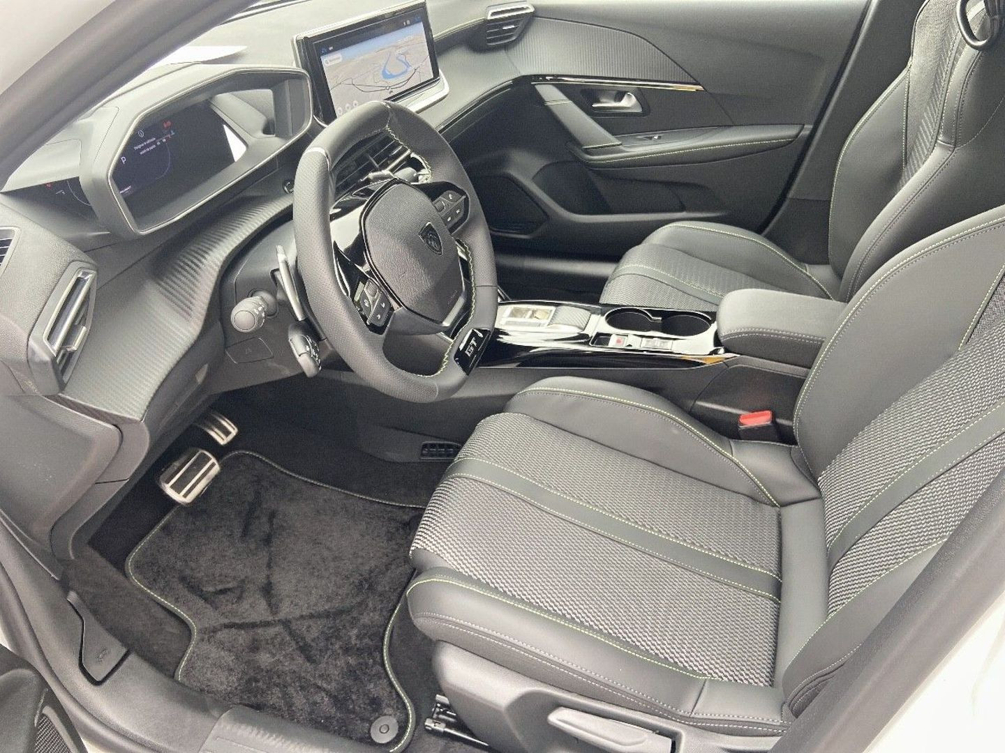 PEUGEOT 208 en vente à Albi chez votre mandataire automobile