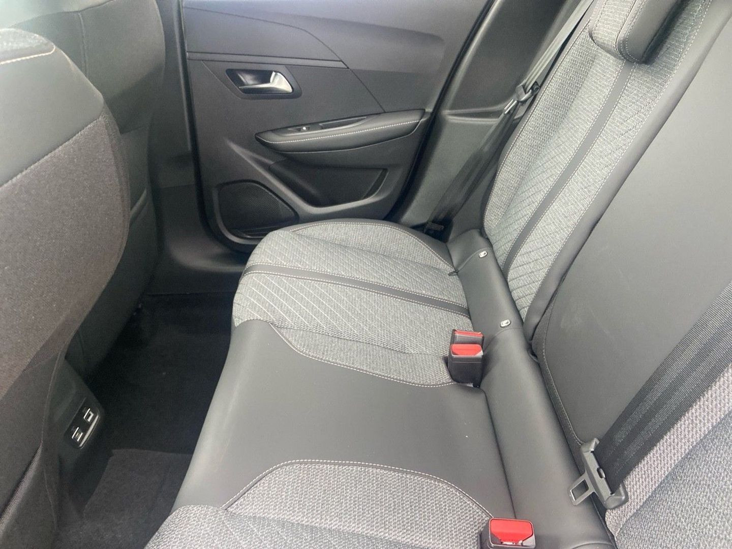 PEUGEOT 208 en vente à Albi chez votre mandataire automobile