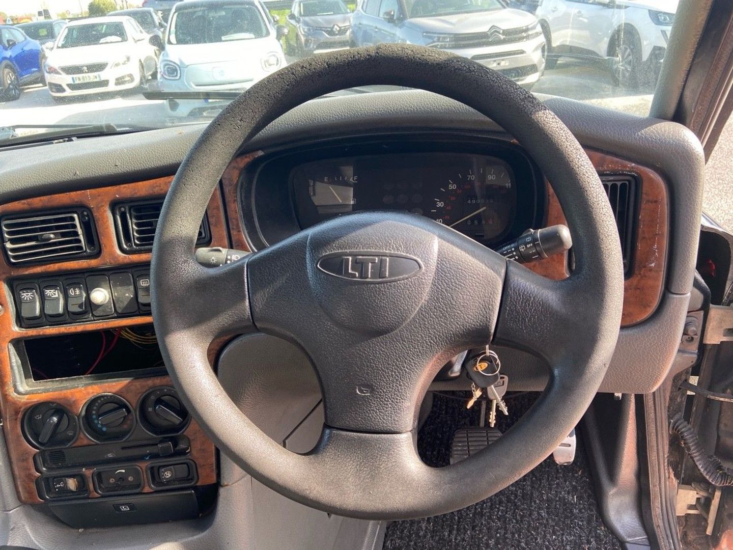 LTI CARBODIES en vente à Albi chez votre mandataire automobile