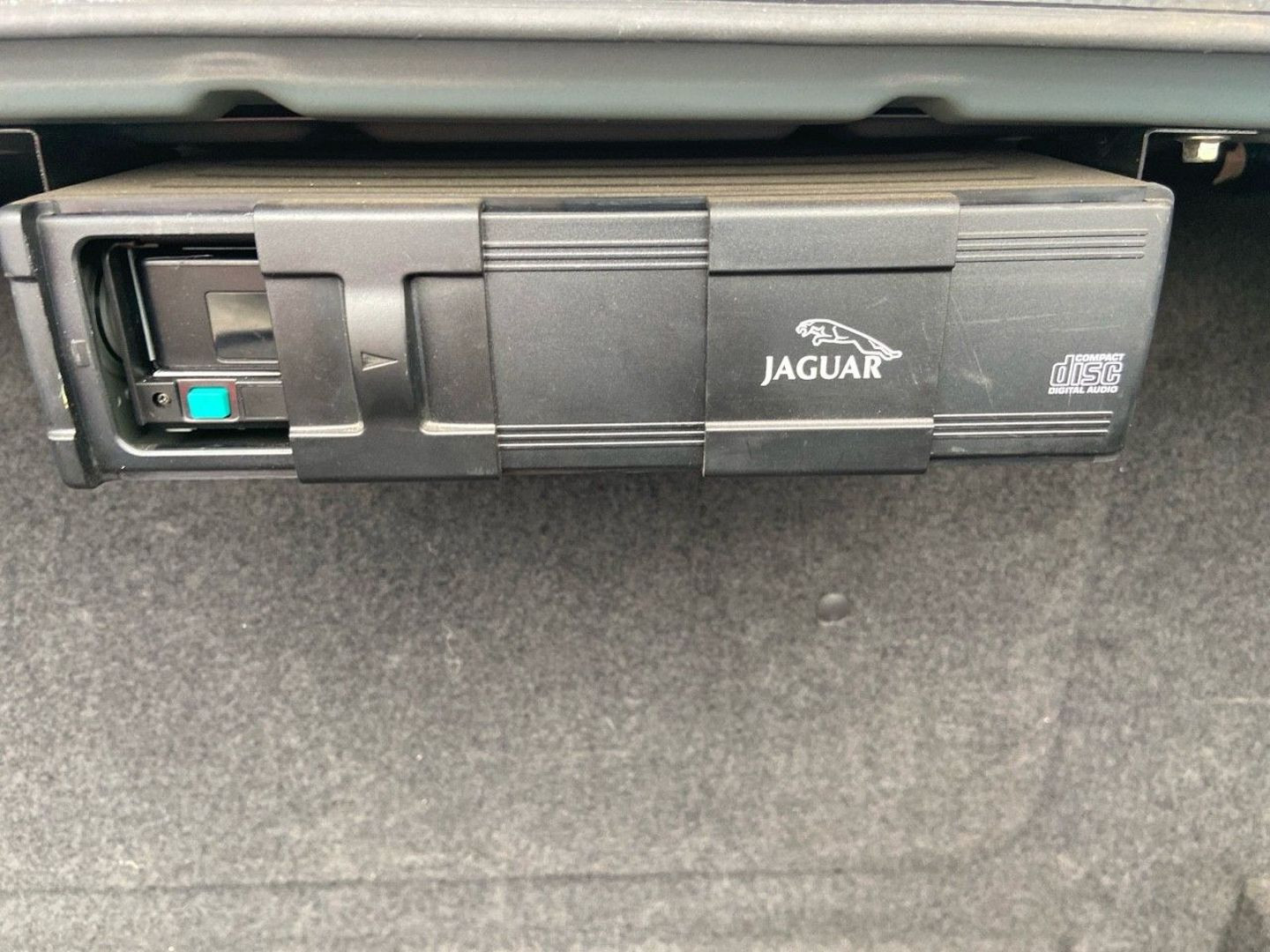 JAGUAR XJR en vente à Albi chez votre mandataire automobile