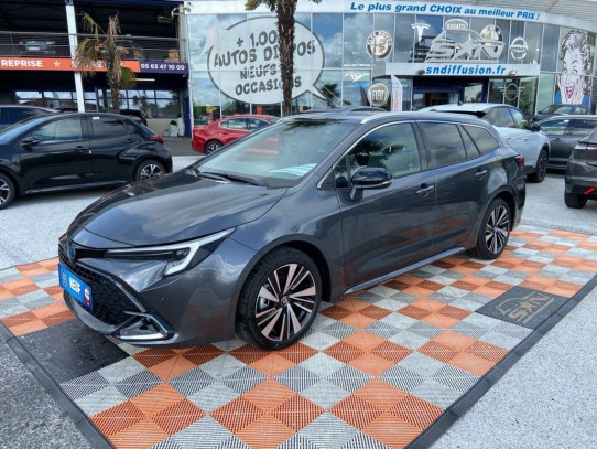 Acheter TOYOTA COROLLA TOURING SPORTS 1.8 HYBRIDE 140 DESIGN PACK TECH Hayon GPS Caméra chez SN Diffusion