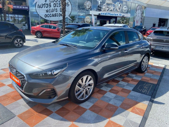 Acheter HYUNDAI i30 Fastback 1.4 T-GDI 140 CREATIVE chez SN Diffusion