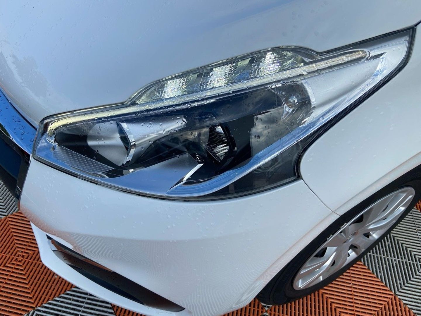 PEUGEOT 208 en vente à Albi chez votre mandataire automobile