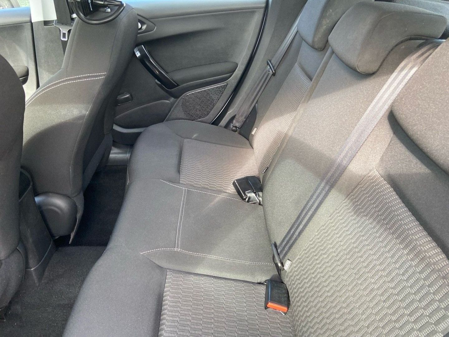 PEUGEOT 208 en vente à Albi chez votre mandataire automobile