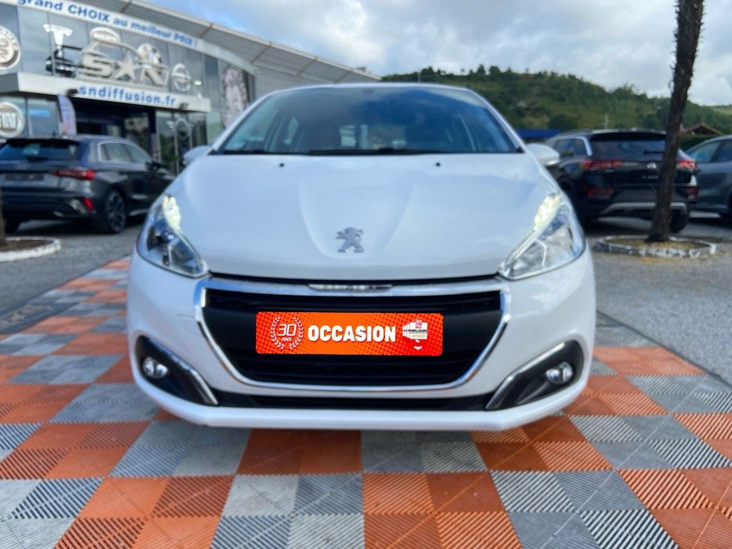 PEUGEOT 208 en vente à Albi chez votre mandataire automobile
