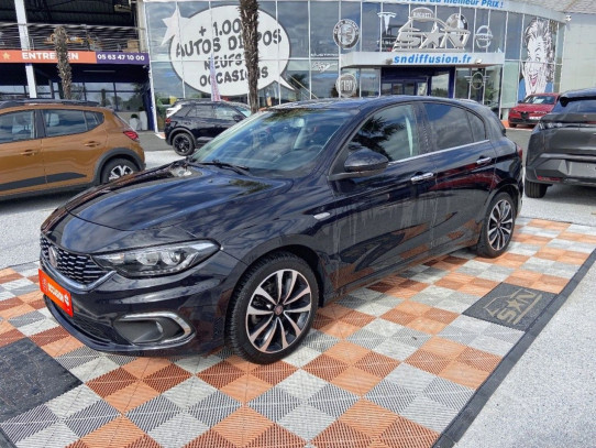 Acheter FIAT Tipo 1.6 MULTIJET 120 LOUNGE chez SN Diffusion