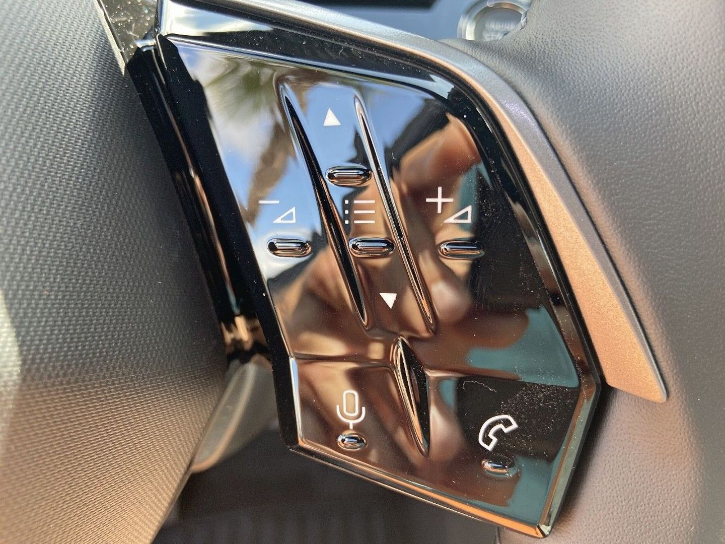 PEUGEOT 3008 en vente à Albi chez votre mandataire automobile