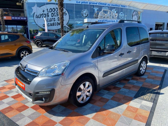 Acheter CITROEN Berlingo BLUEHDI 100 XTR MODUTOP 1 ère main chez SN Diffusion