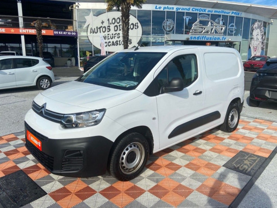 Acheter CITROEN BERLINGO FOURGON BlueHDi 100 BV6 Caméra 3 Places chez SN Diffusion