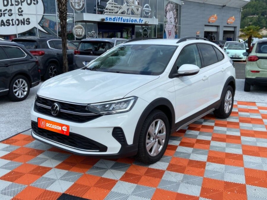 Acheter VOLKSWAGEN TAIGO 1.0 TSI 110 DSG7 LIFE GPS Radars Vitres AR Surteintées chez SN Diffusion