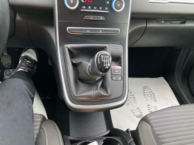 RENAULT Scenic en vente à Albi chez votre mandataire automobile